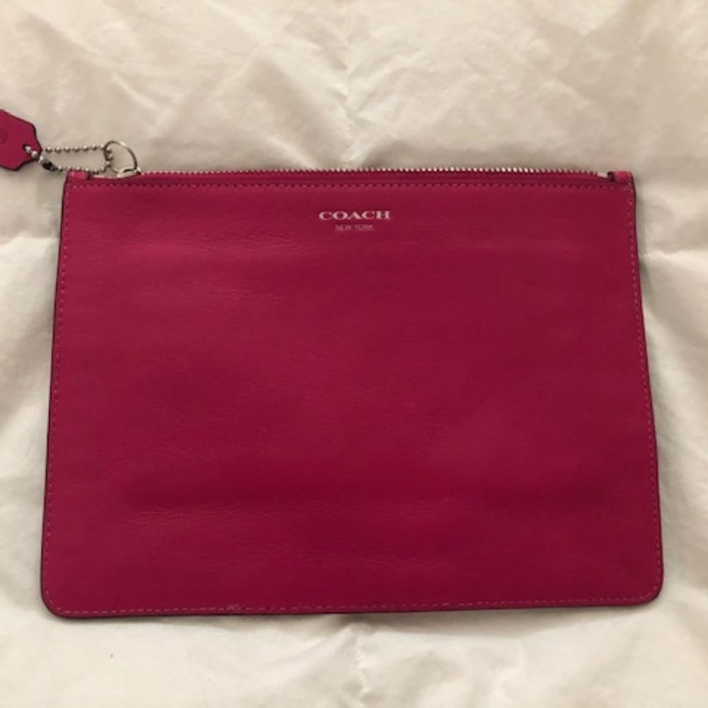 Fuschia-pink COACH Pouch/Clutch - Picture 2 of 2